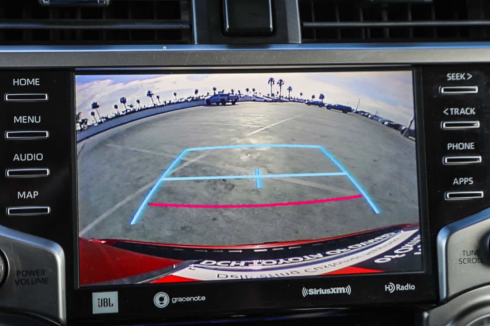 Thumbnail: 2020 Toyota 4Runner - 24