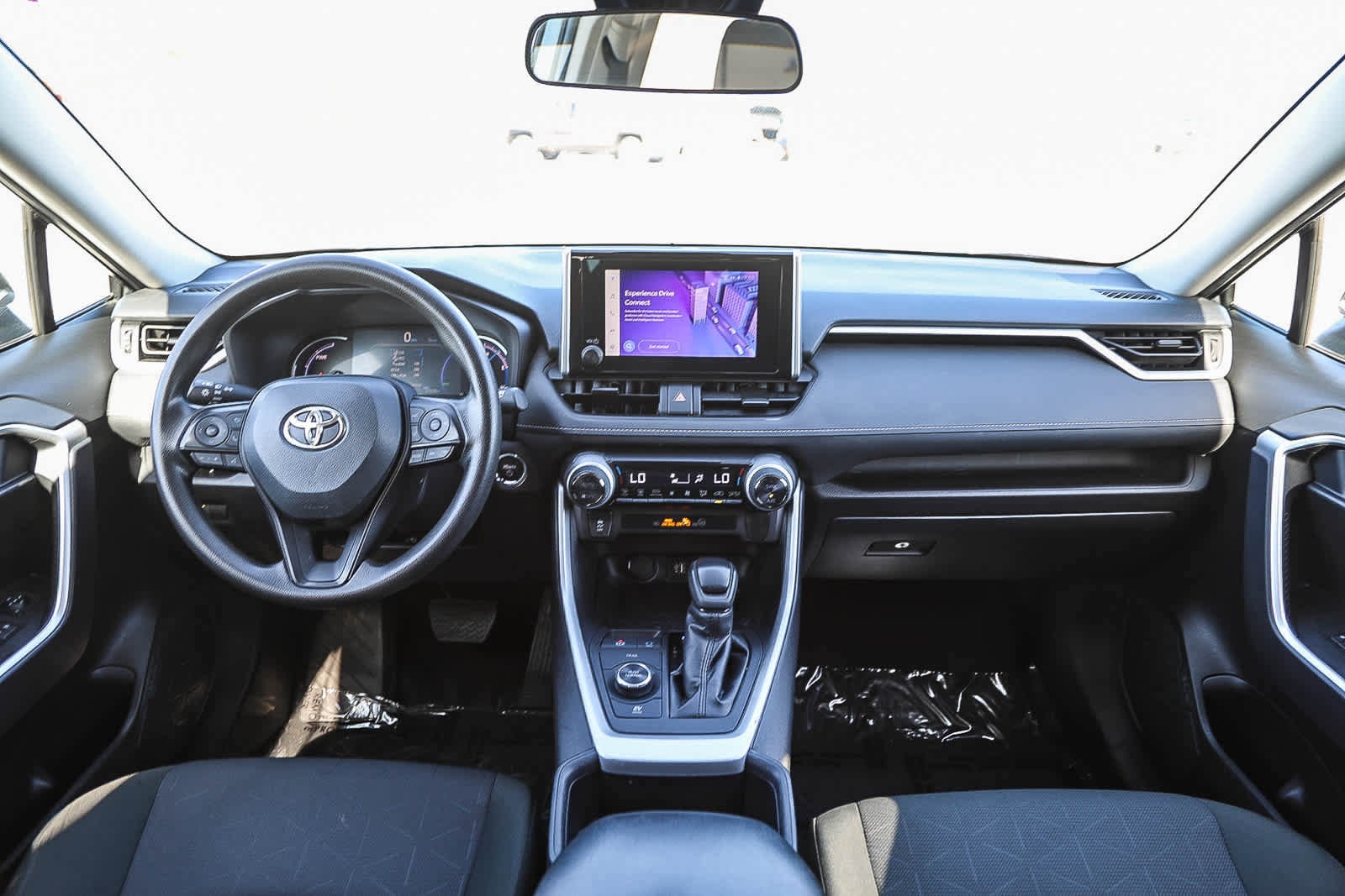 Thumbnail: 2025 Toyota RAV4 - 13
