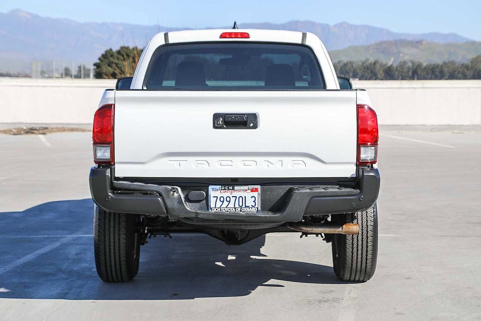 Thumbnail: 2018 Toyota Tacoma - 5