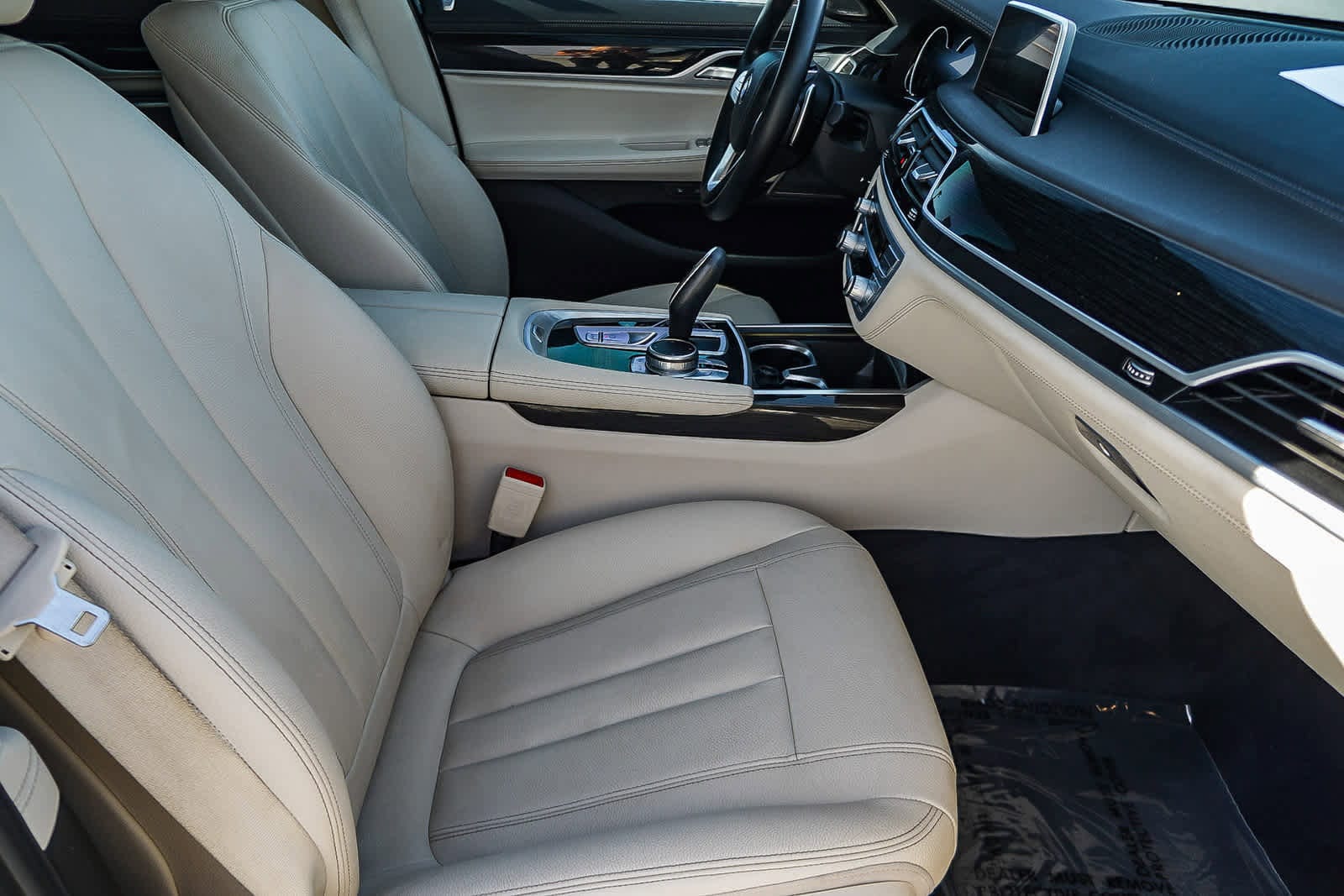 Thumbnail: 2019 BMW 7 Series - 20