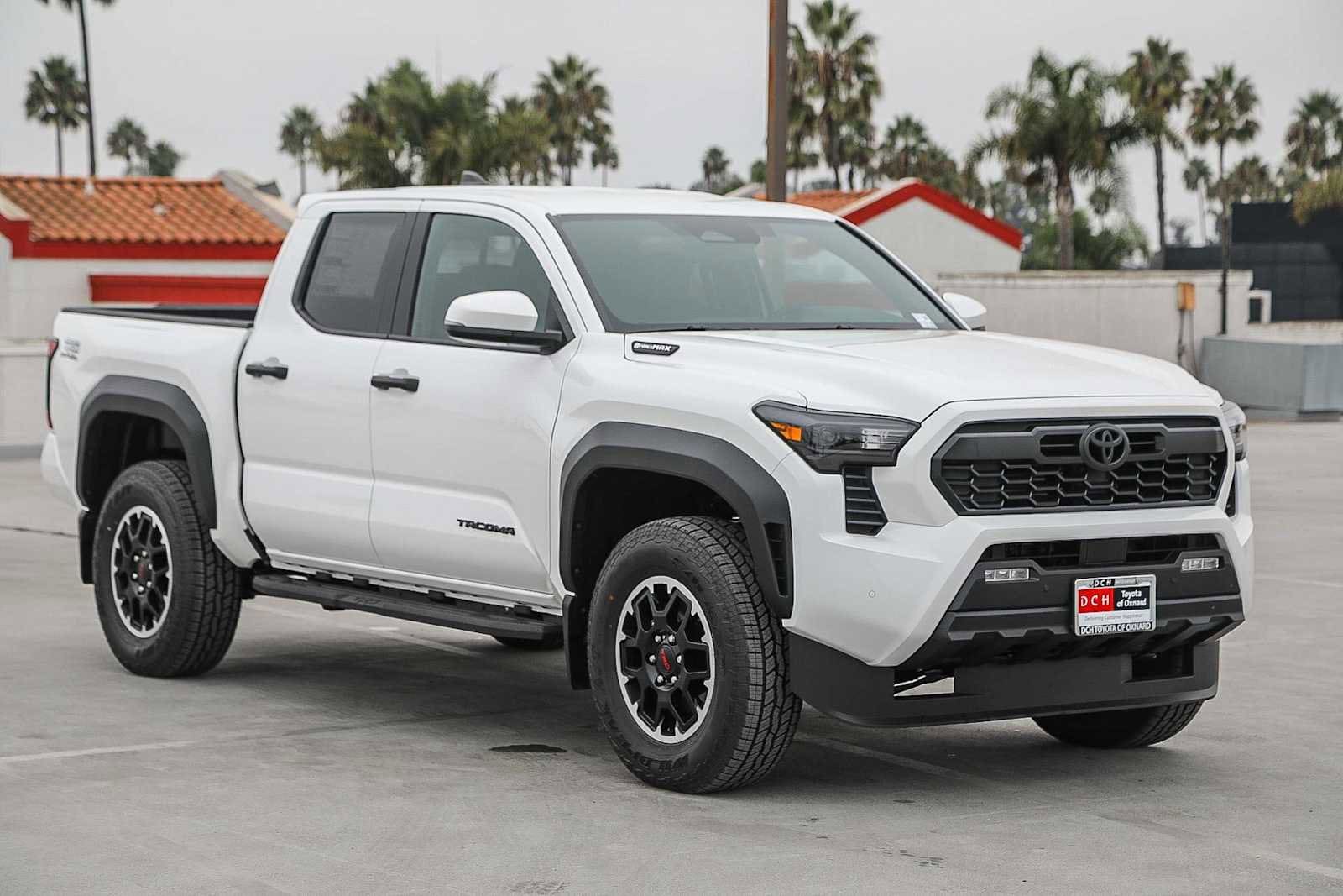 Thumbnail: 2025 Toyota Tacoma - 4