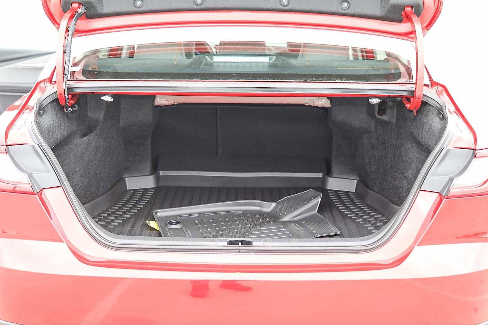 Thumbnail: 2026 Toyota Camry - 12