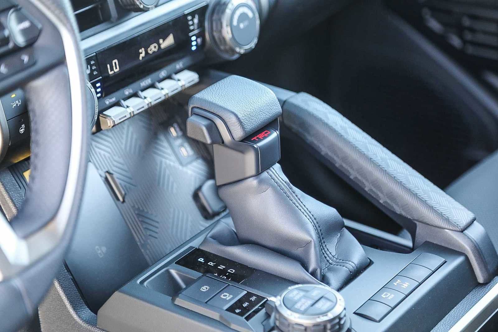 Thumbnail: 2025 Toyota 4Runner - 21