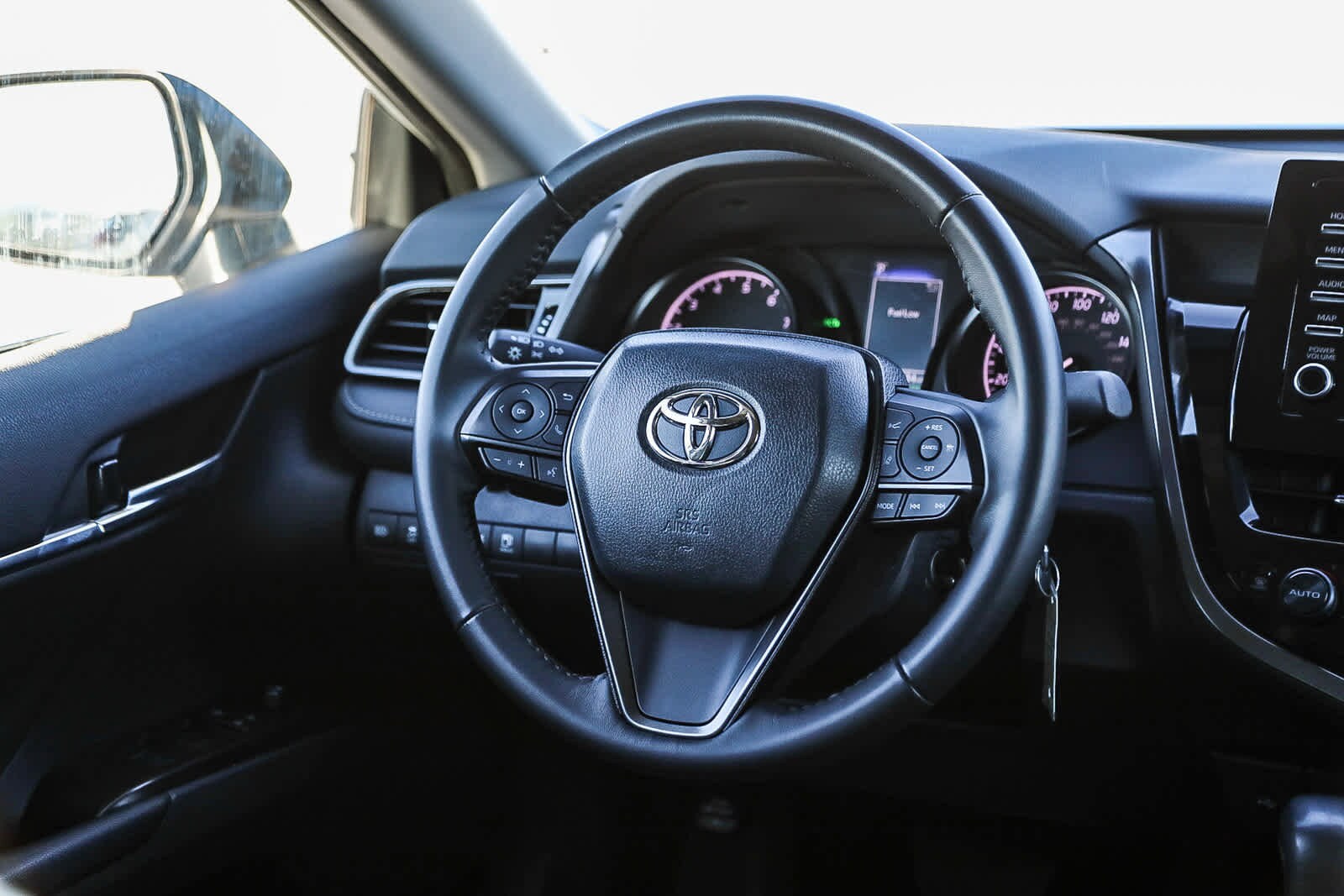 Thumbnail: 2024 Toyota Camry - 16