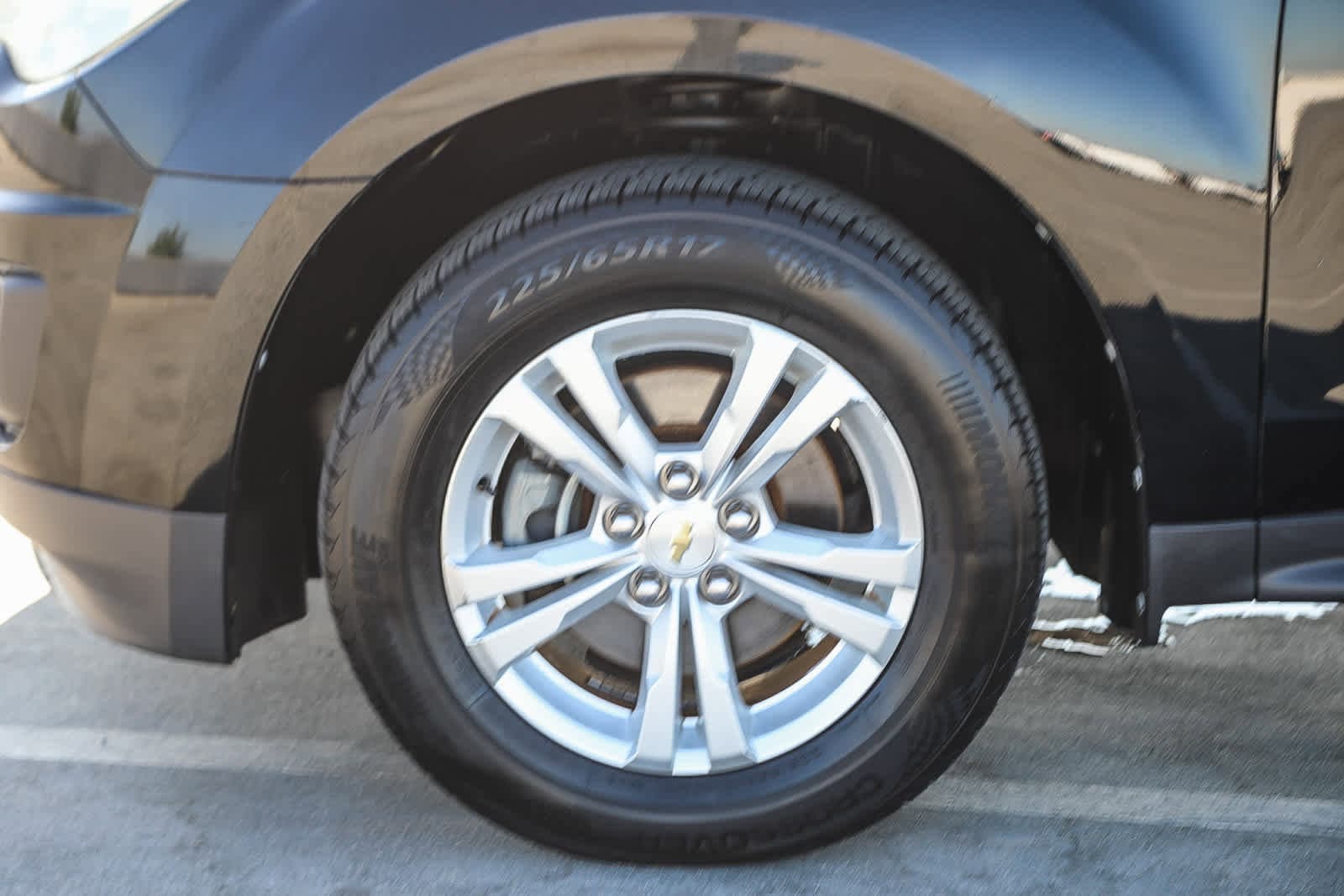 Thumbnail: 2011 Chevrolet Equinox - 9