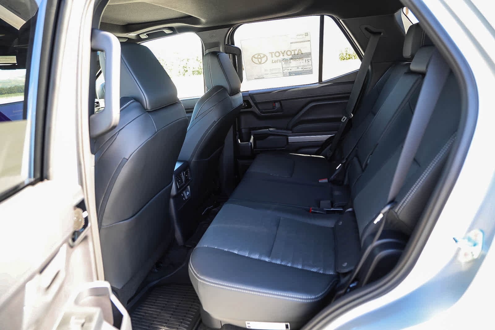 Thumbnail: 2025 Toyota 4Runner - 19