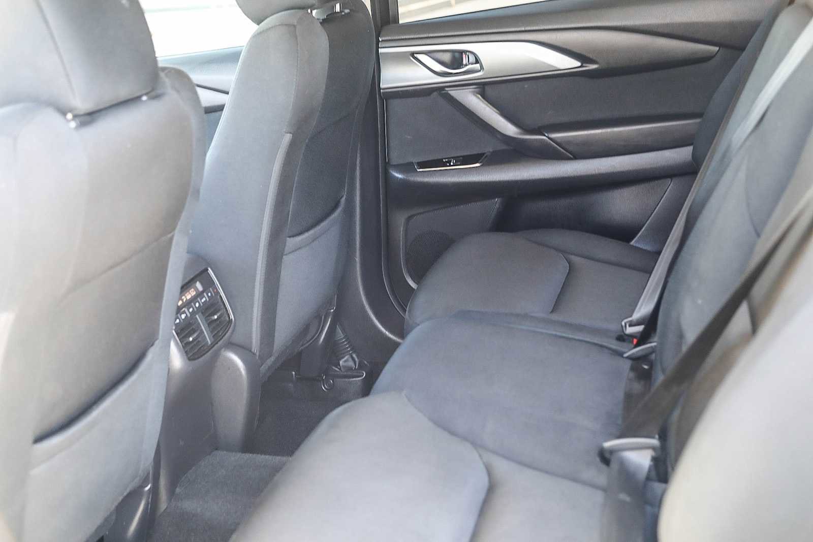 Thumbnail: 2018 Mazda CX-9 - 18