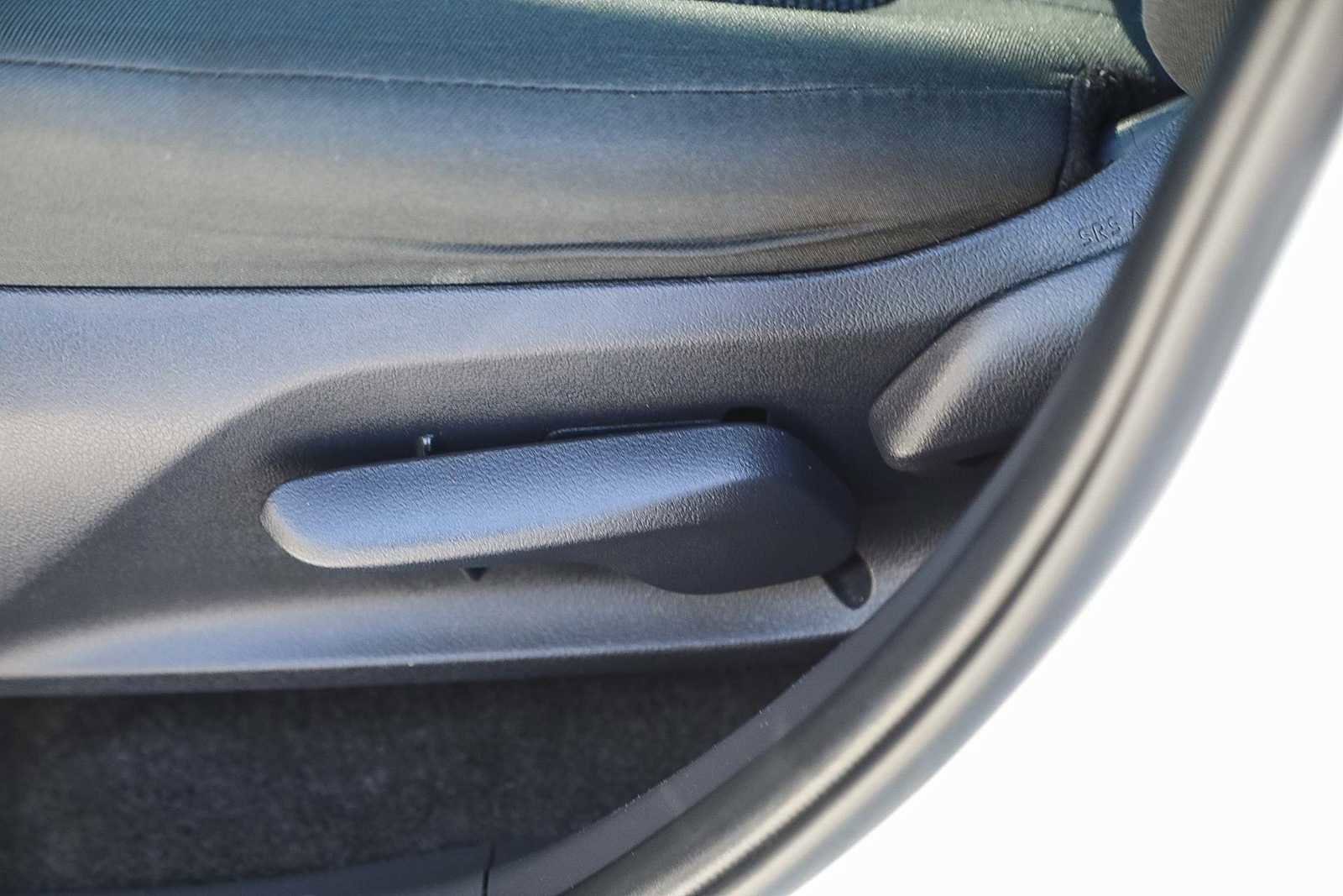 Thumbnail: 2024 Toyota RAV4 - 20