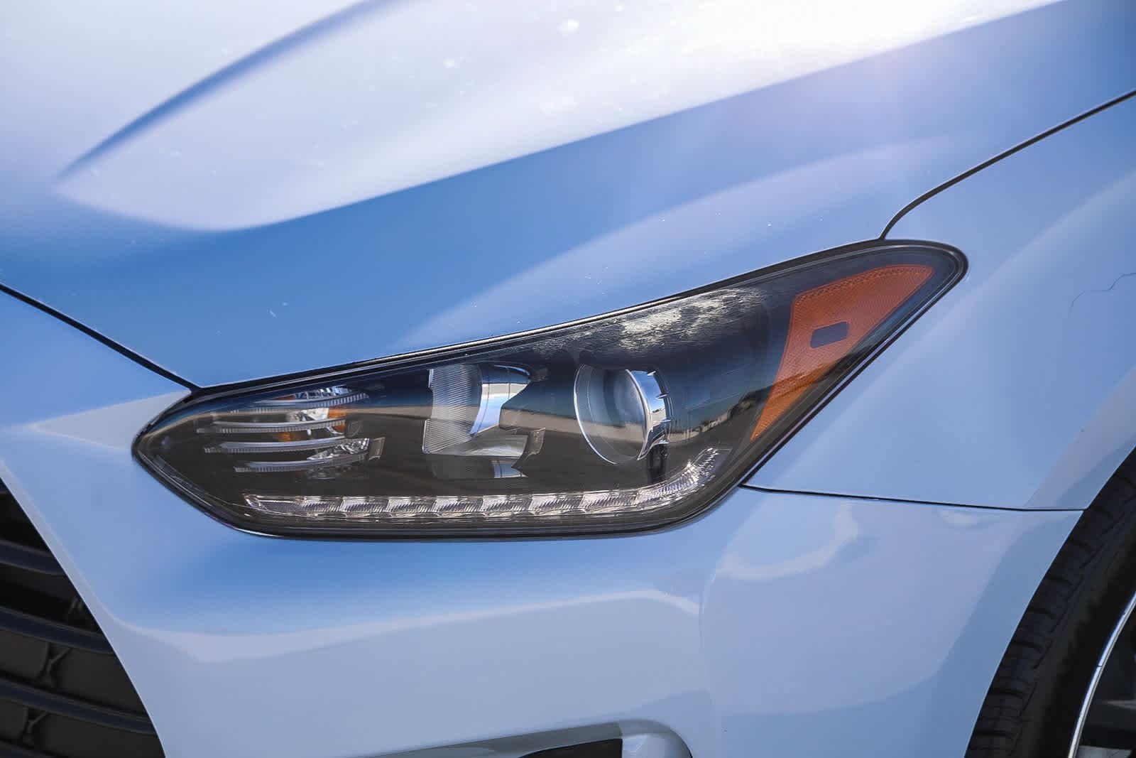 Thumbnail: 2019 Hyundai Veloster - 8