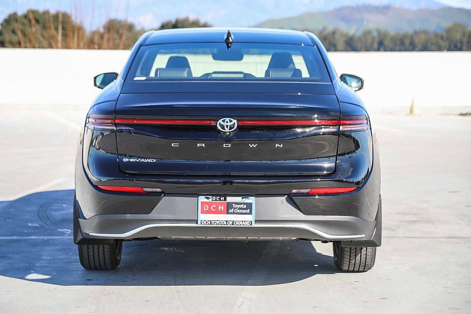 Thumbnail: 2026 Toyota Crown - 6