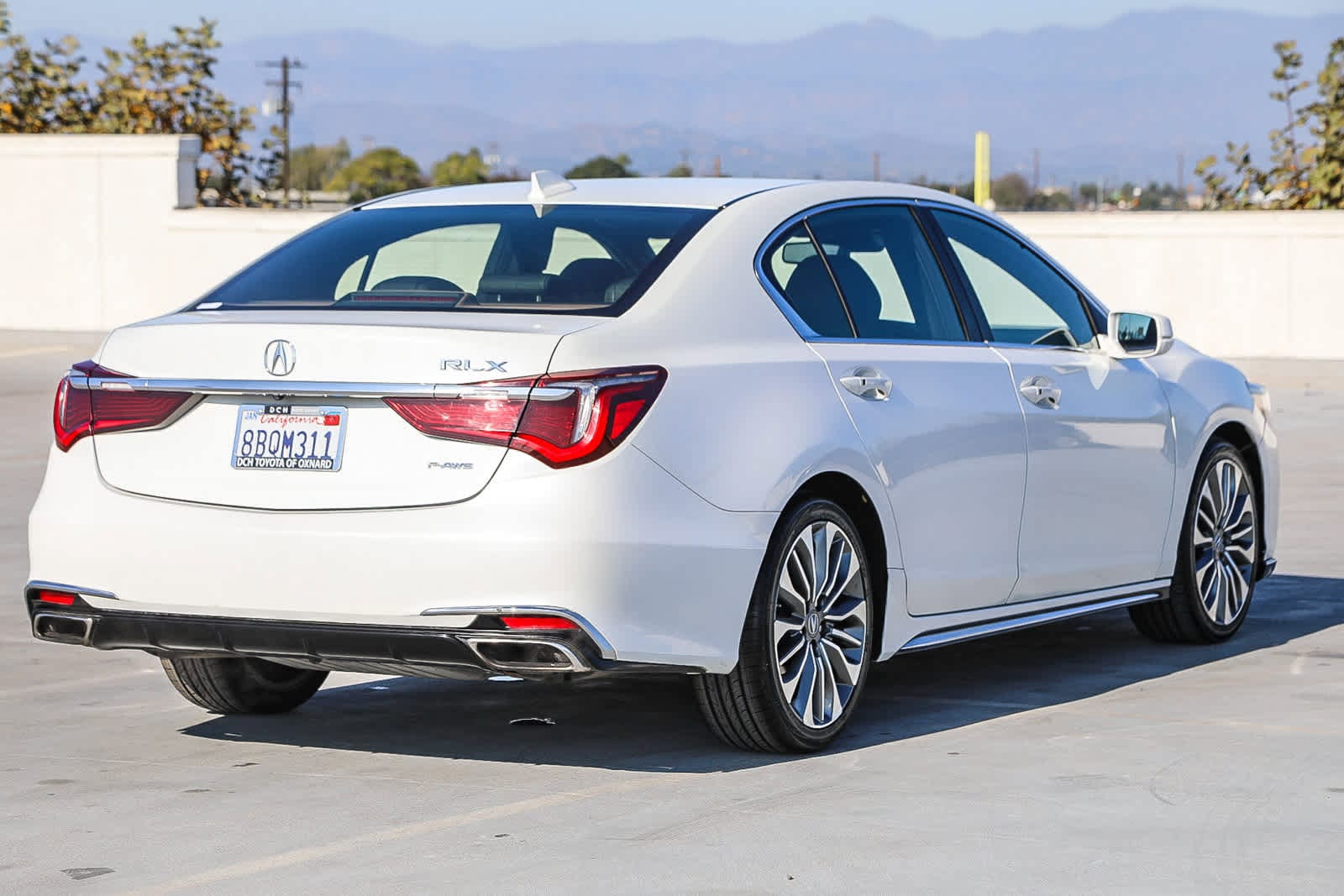 Thumbnail: 2018 Acura RLX - 5