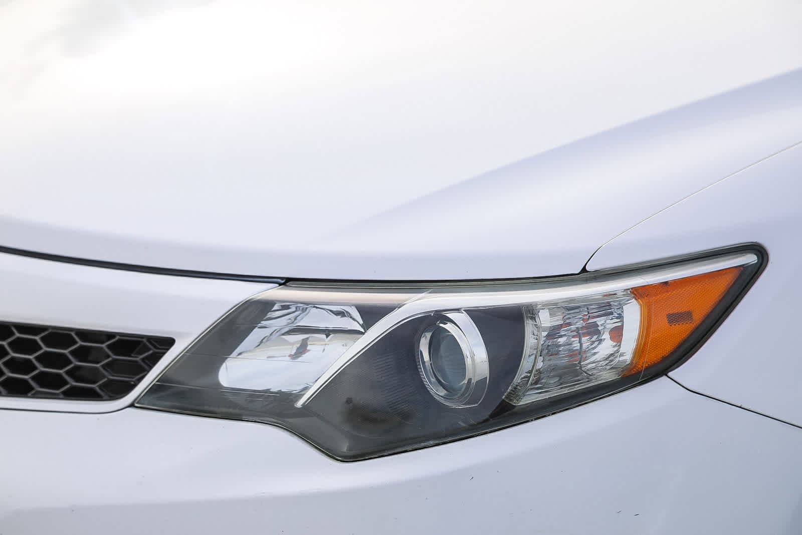 Thumbnail: 2012 Toyota Camry - 8