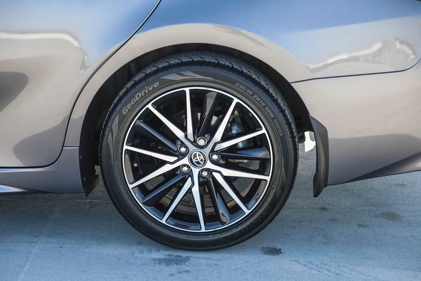 2023 Toyota Camry SE 9