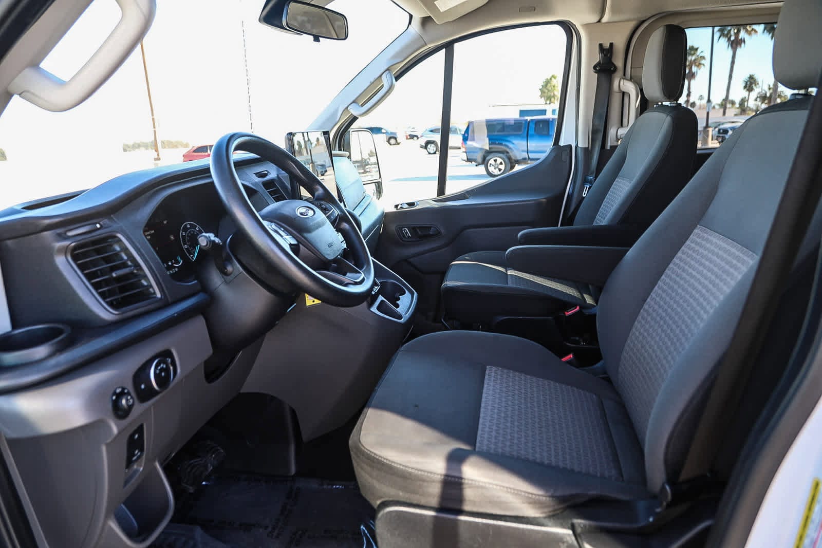 Thumbnail: 2022 Ford Transit Series - 16