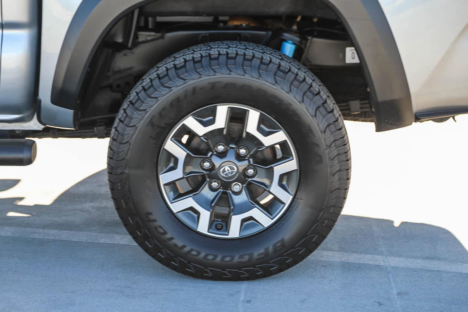 Thumbnail: 2020 Toyota Tacoma - 12