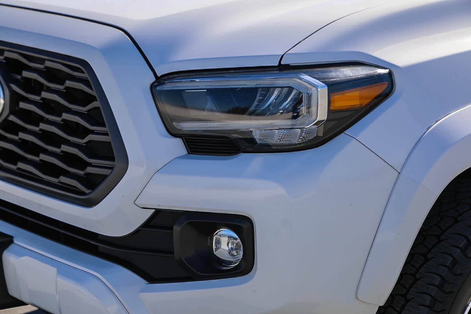 Thumbnail: 2022 Toyota Tacoma - 9