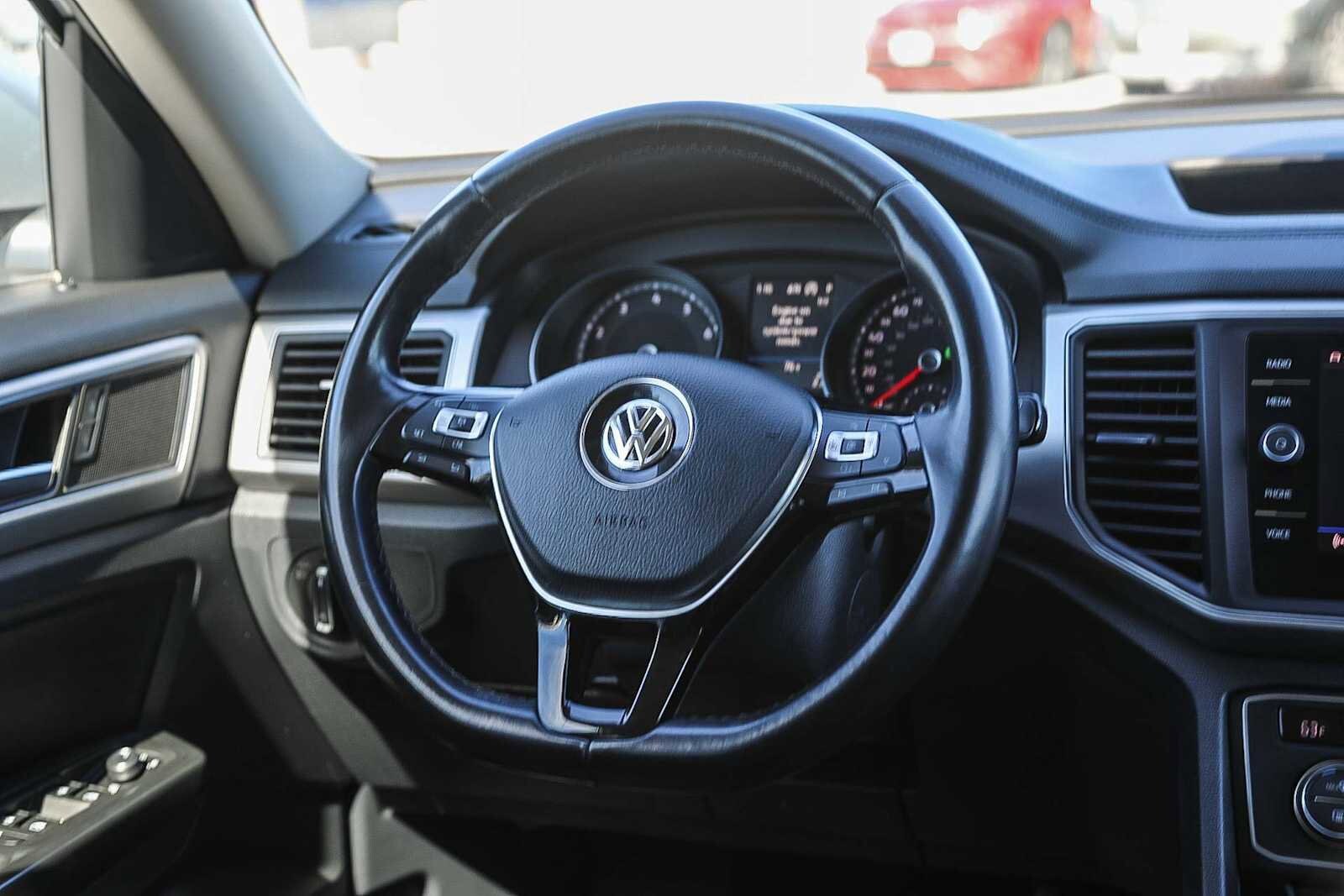 Thumbnail: 2018 Volkswagen Atlas - 15