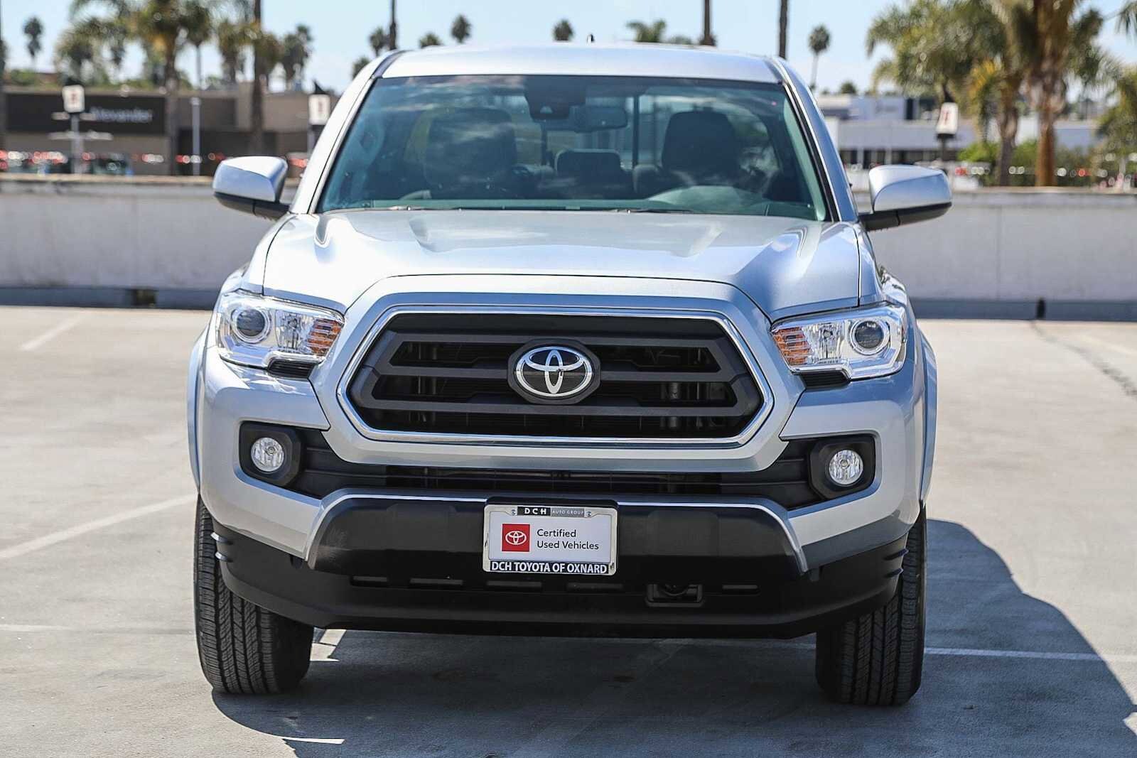 2022 Toyota Tacoma SR5 V6 photo 2
