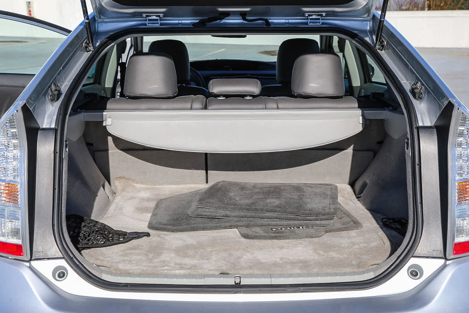 Thumbnail: 2011 Toyota Prius - 25