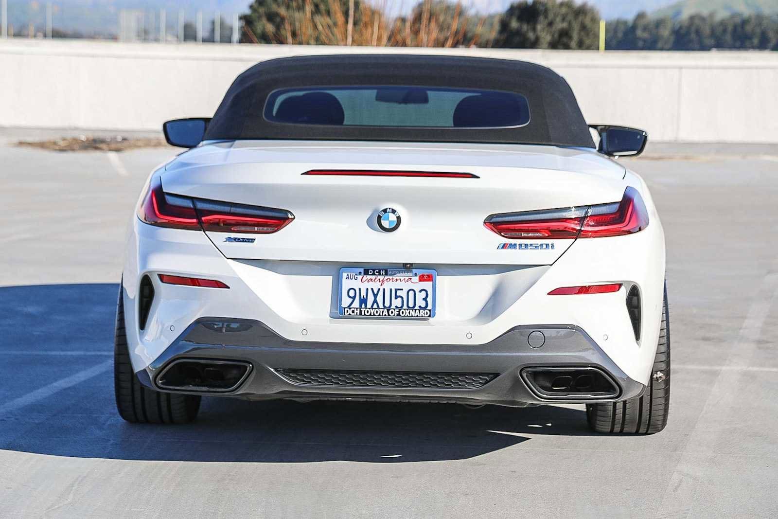 Thumbnail: 2024 BMW 8 Series - 16