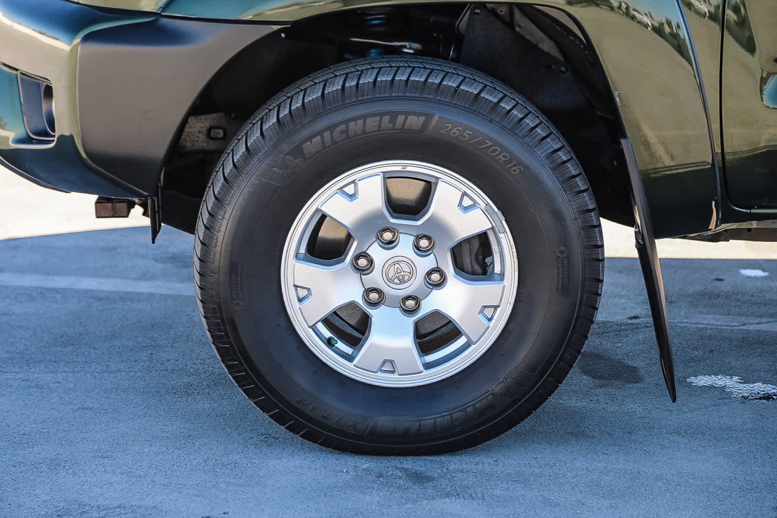 Thumbnail: 2013 Toyota Tacoma - 10