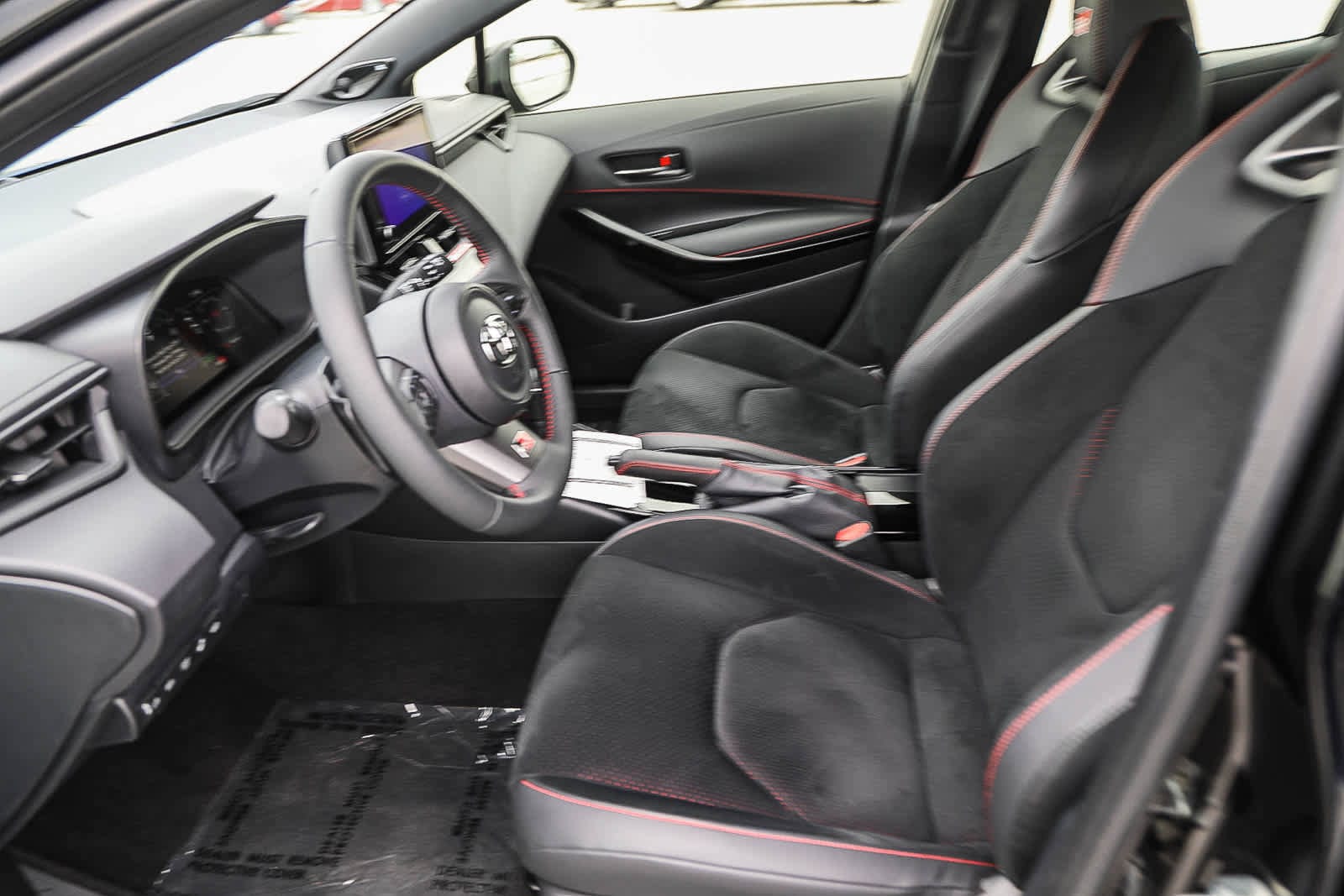 2025 Toyota GR Corolla Premium Plus - Photo 18