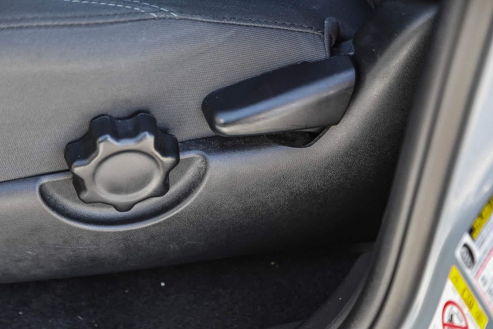 Thumbnail: 2019 Toyota Tacoma - 19