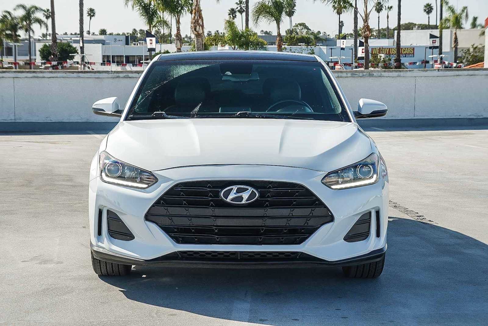 Thumbnail: 2019 Hyundai Veloster - 3