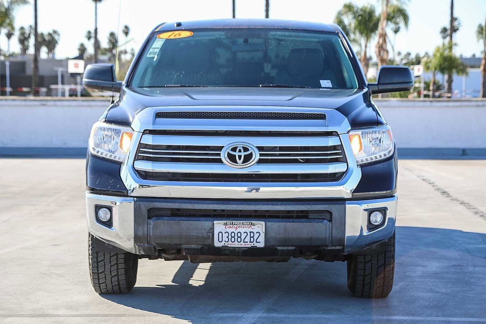 Thumbnail: 2016 Toyota Tundra - 4