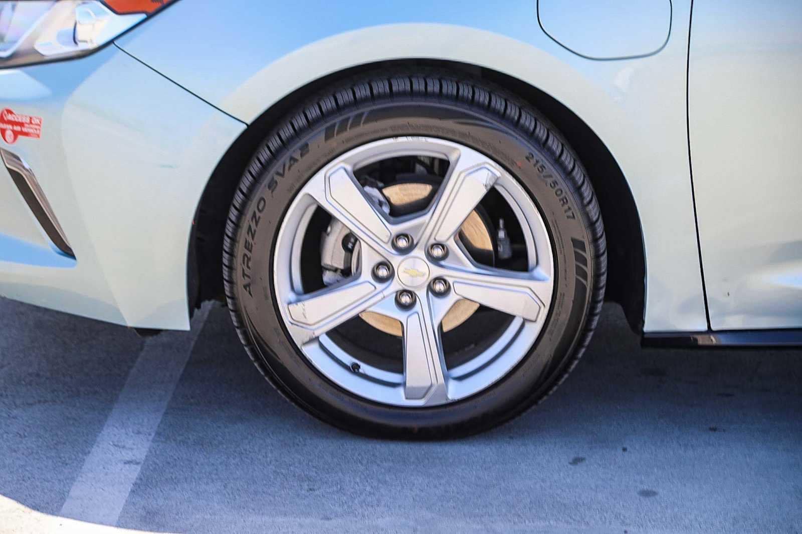 Thumbnail: 2018 Chevrolet Volt - 10