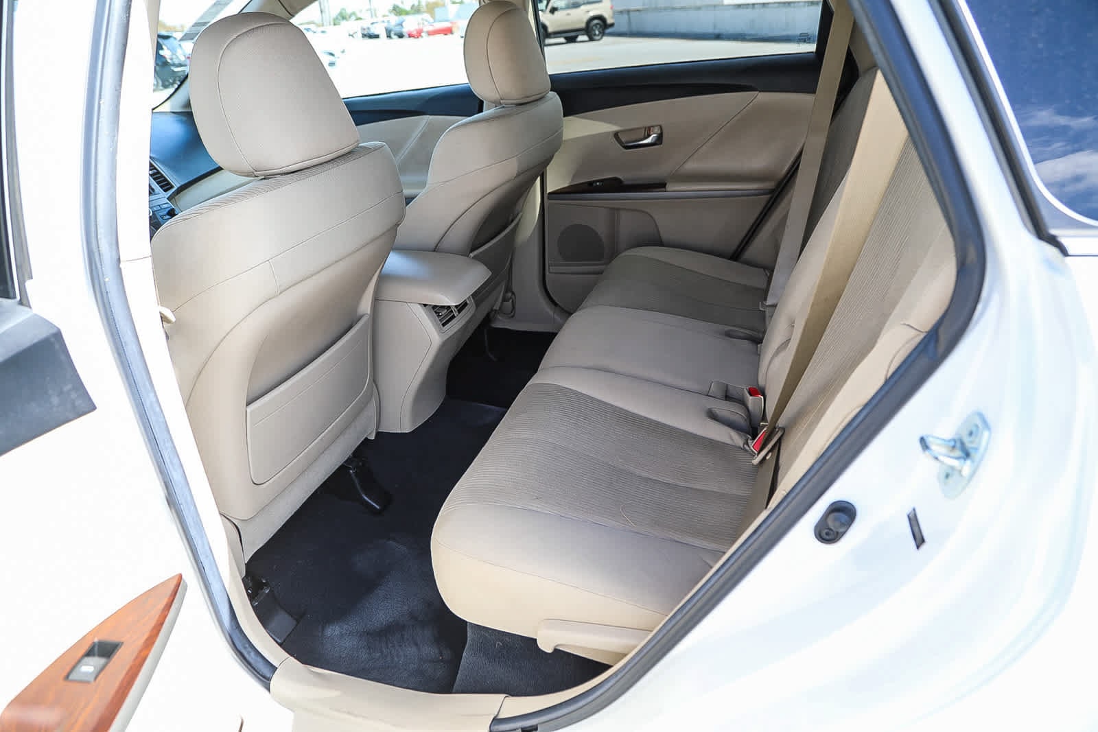 Used 2013 Toyota Crossover LE V6 Blizzard Pearl For Sale at Lithia