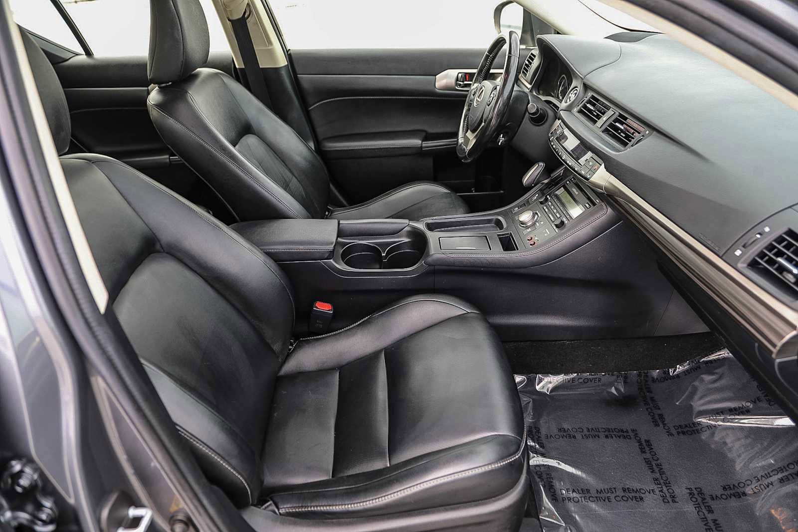 Thumbnail: 2016 Lexus CT - 17