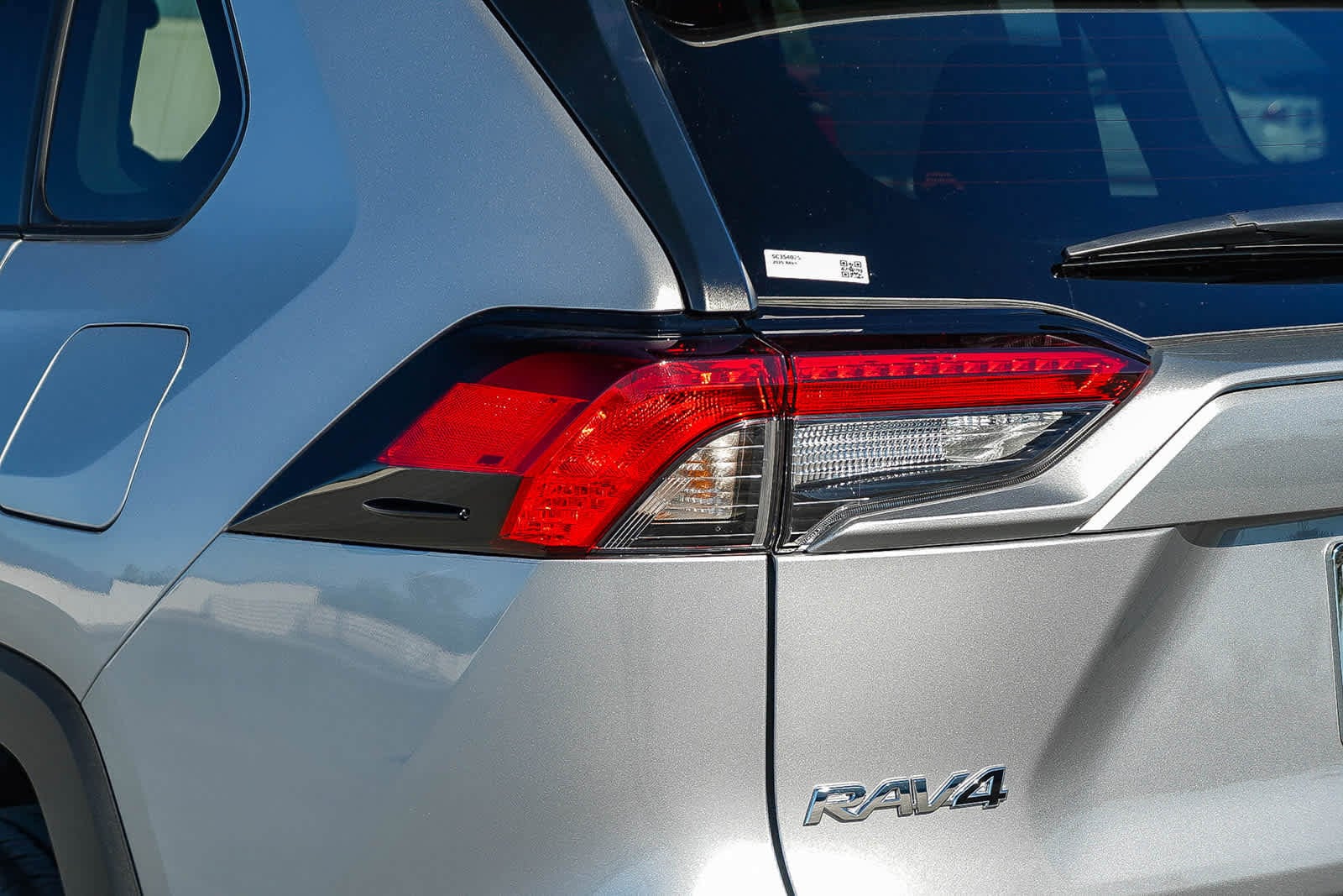 Thumbnail: 2025 Toyota RAV4 - 8