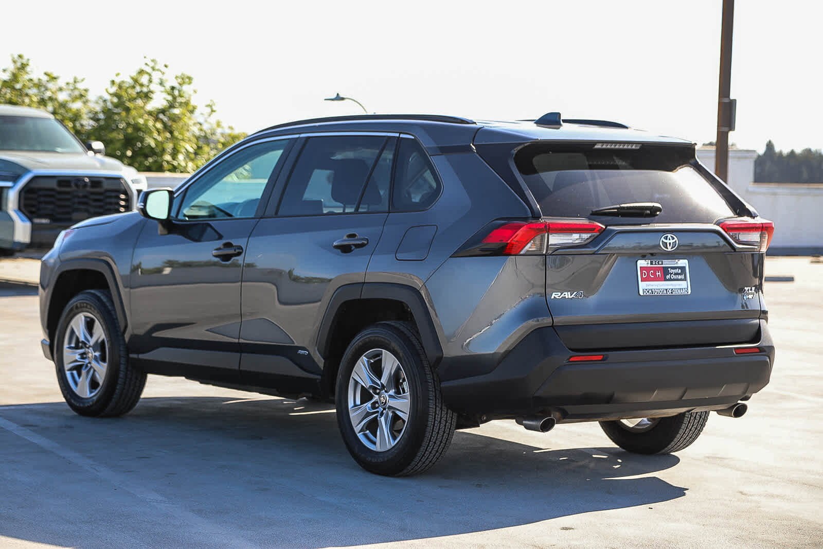Thumbnail: 2025 Toyota RAV4 - 8