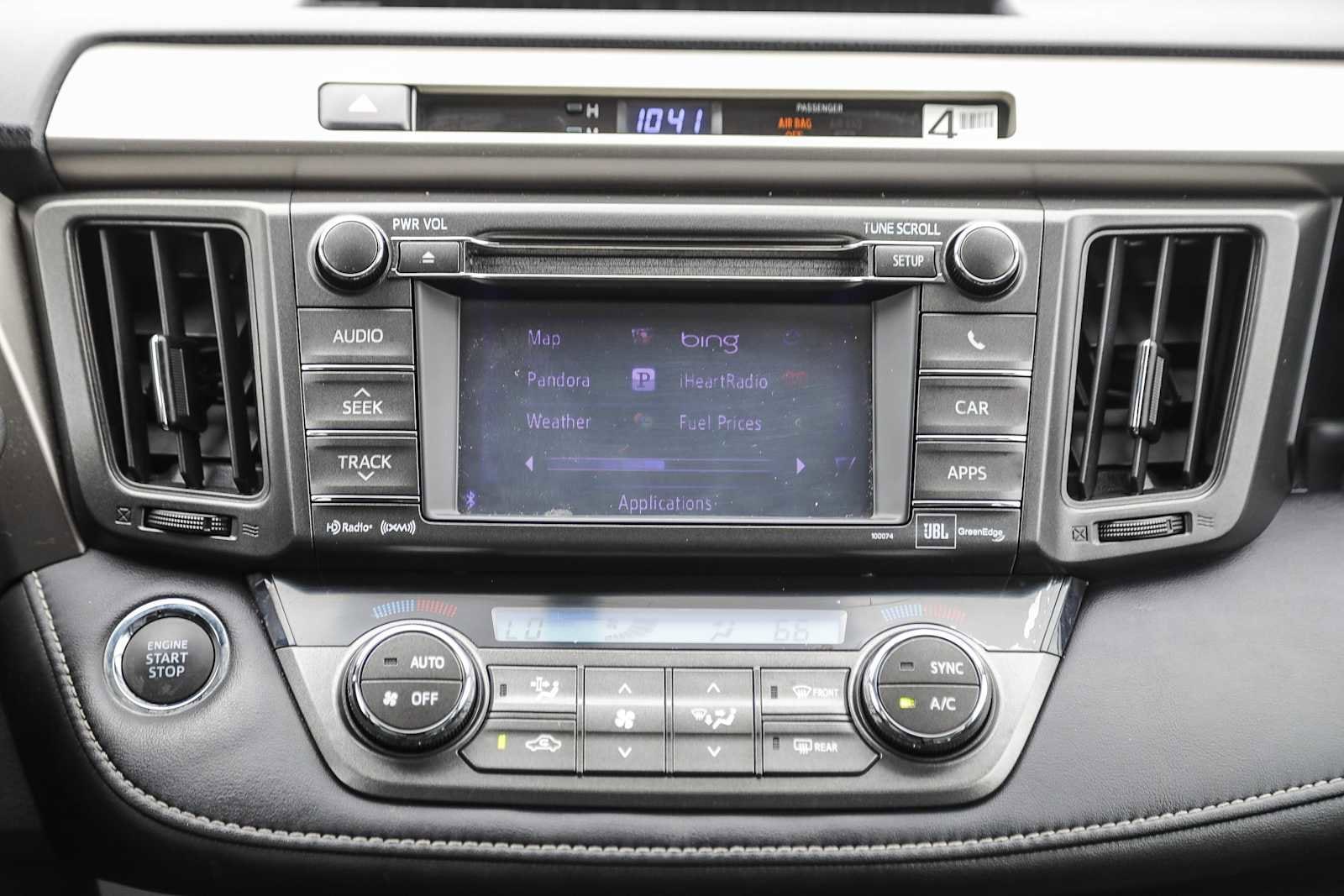 Thumbnail: 2013 Toyota RAV4 - 13