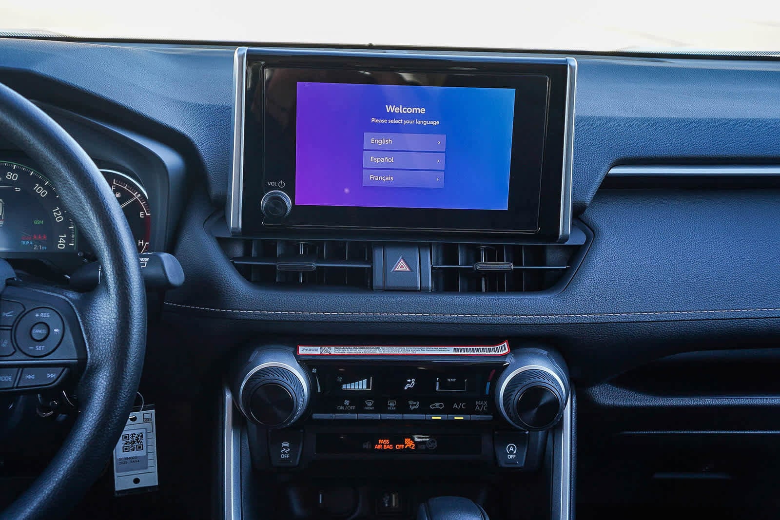 Thumbnail: 2025 Toyota RAV4 - 16