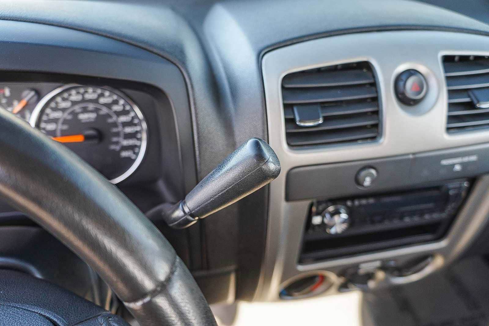 Thumbnail: 2012 Chevrolet Colorado - 19