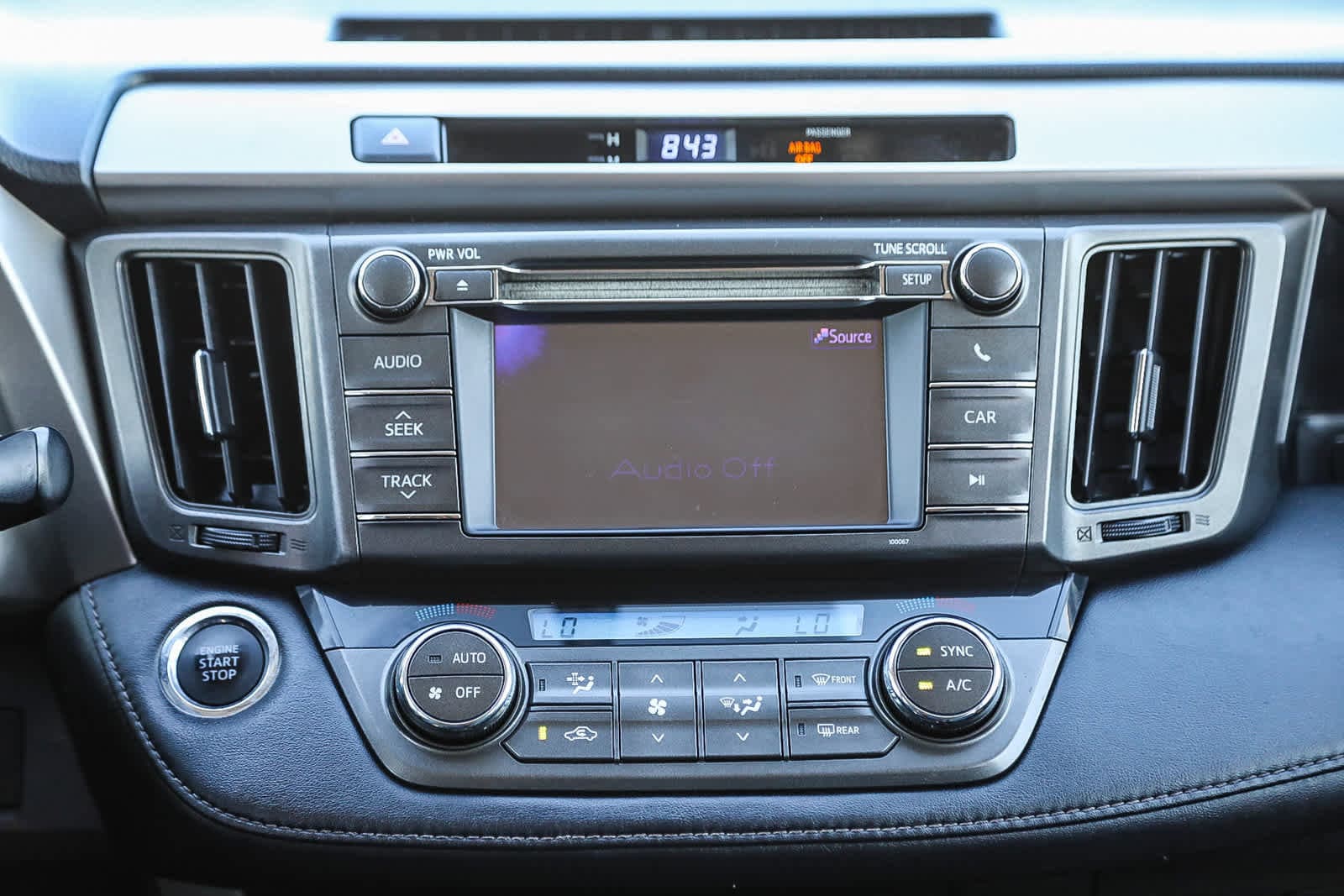 Thumbnail: 2013 Toyota RAV4 - 14