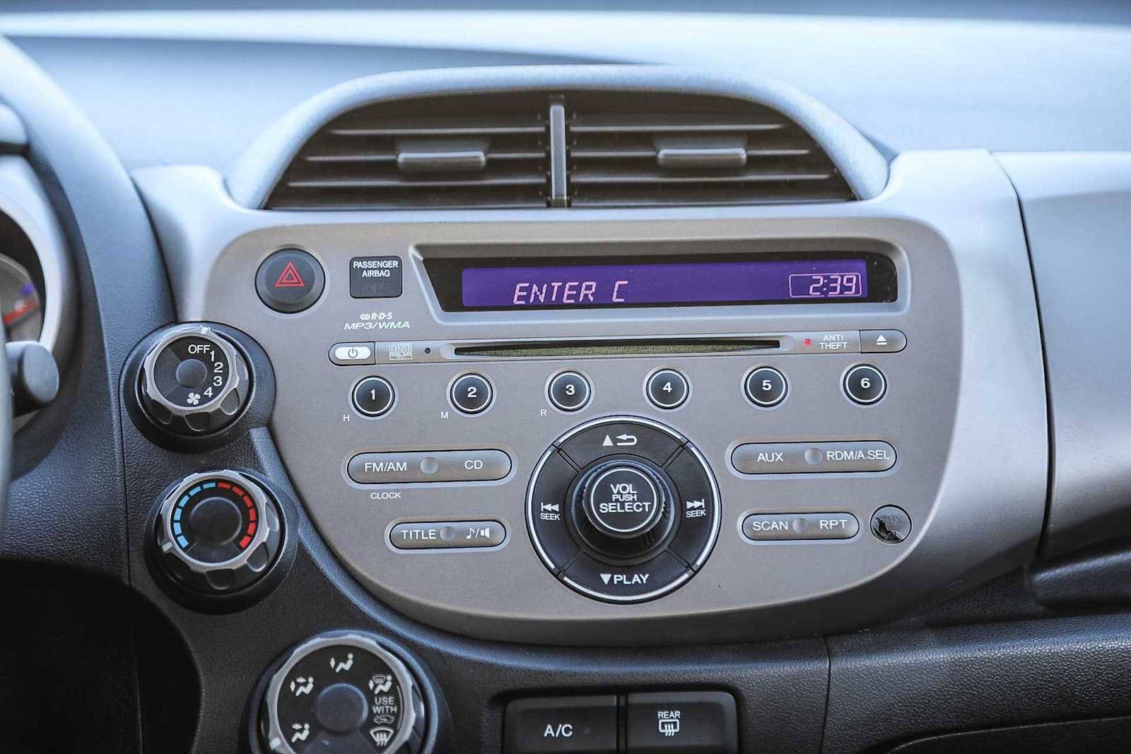 Thumbnail: 2012 Honda Fit - 14