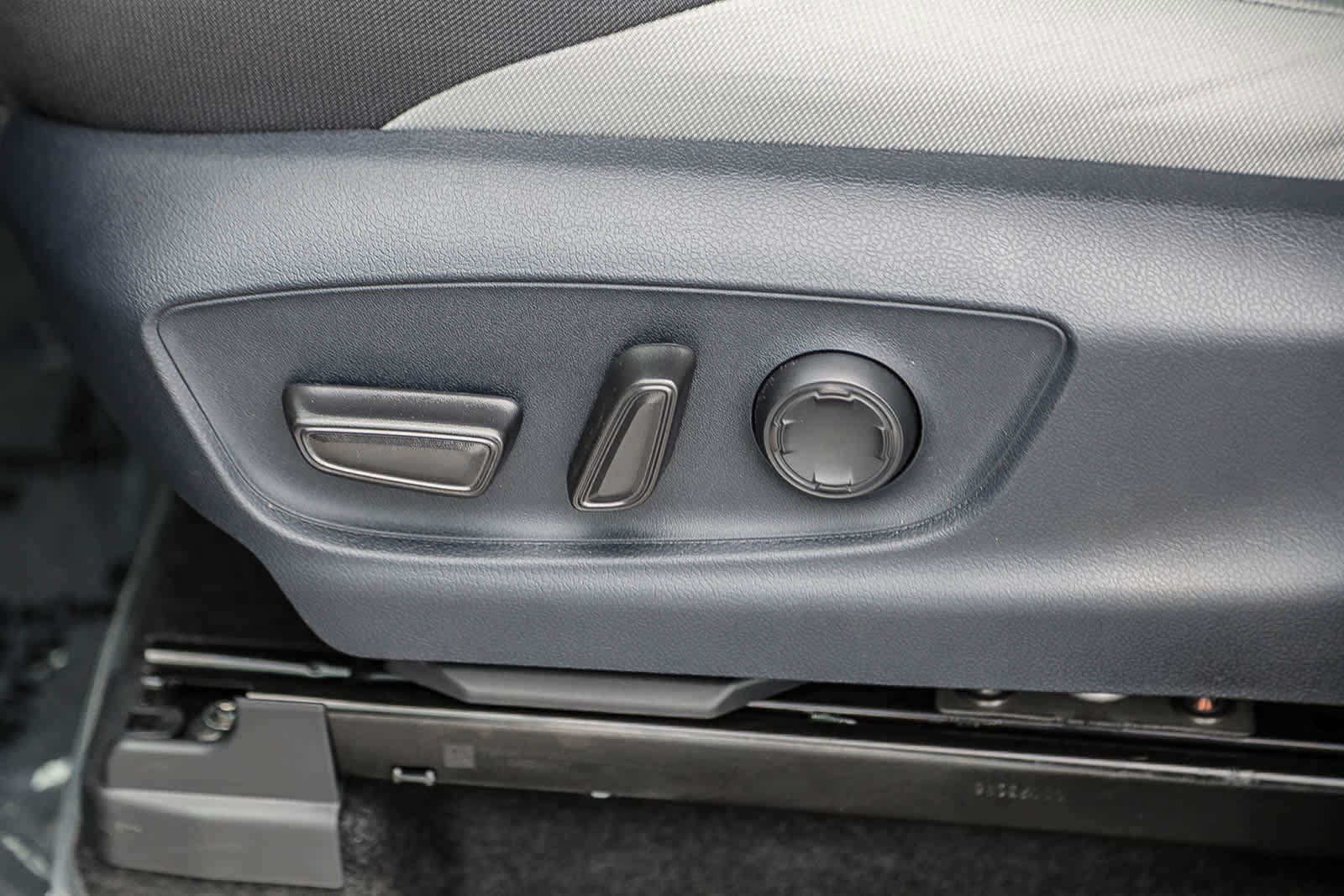 Thumbnail: 2025 Toyota Tacoma - 19