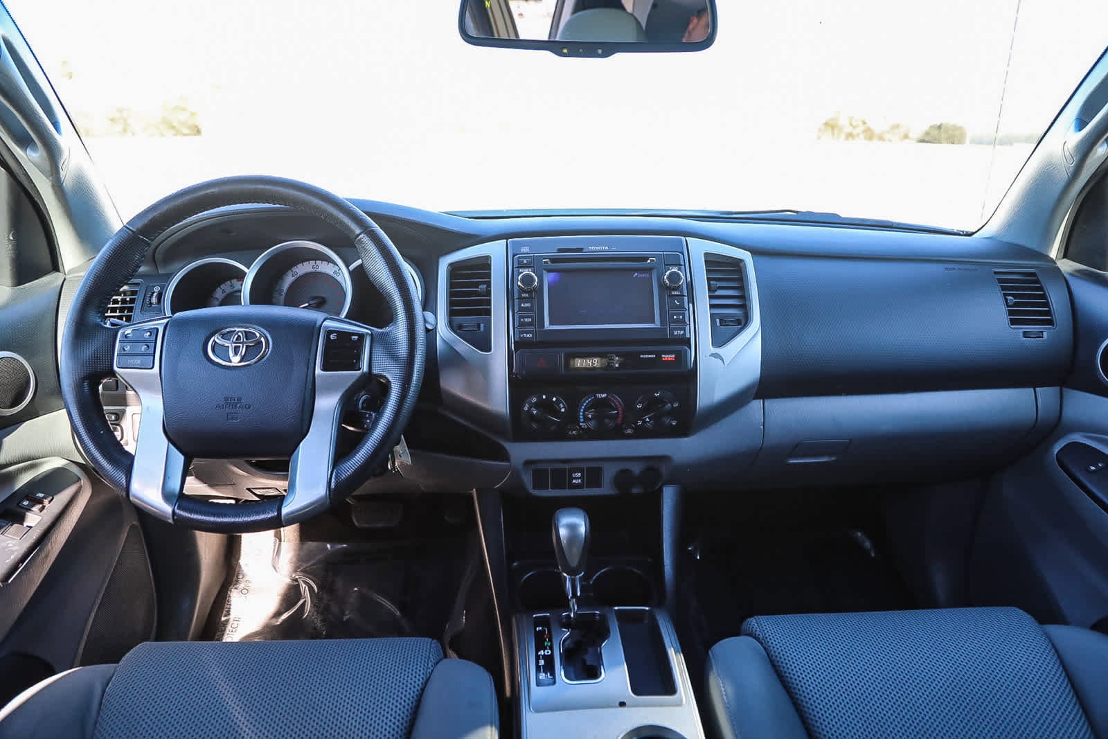 Thumbnail: 2013 Toyota Tacoma - 12