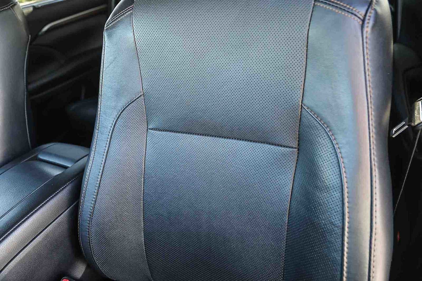 Thumbnail: 2016 Toyota Highlander - 25