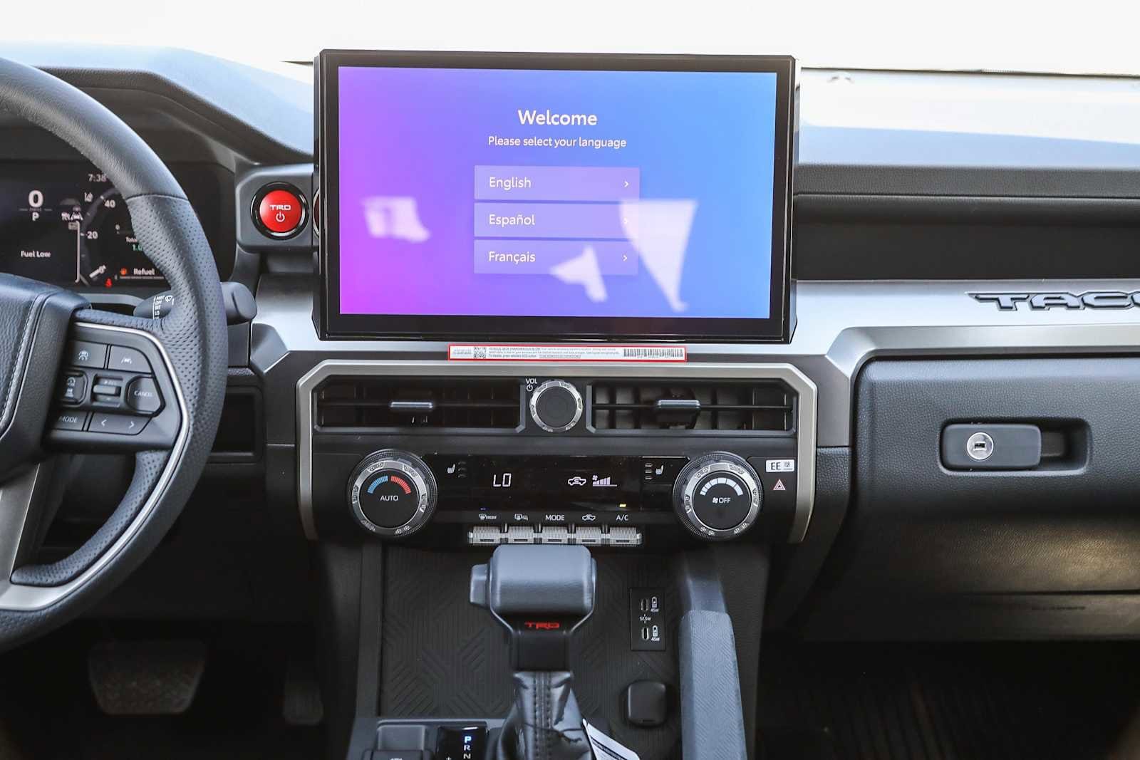 2025 Toyota Tacoma TRD Off-Road 14