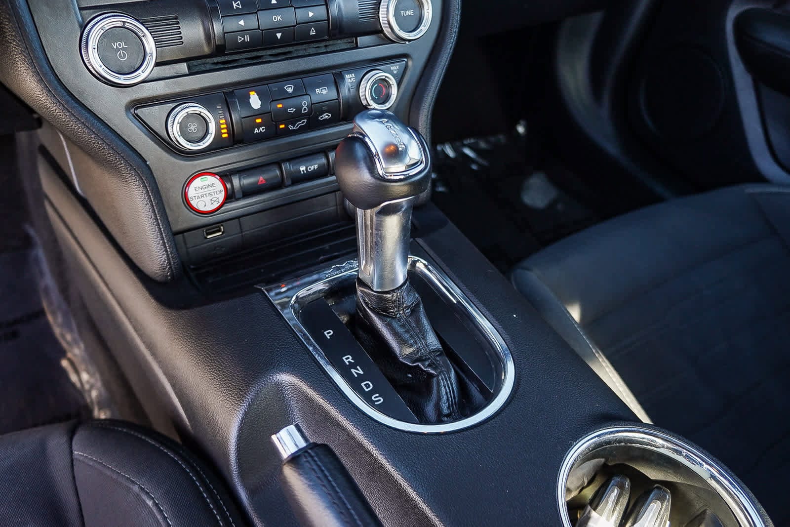 Thumbnail: 2015 Ford Mustang - 21