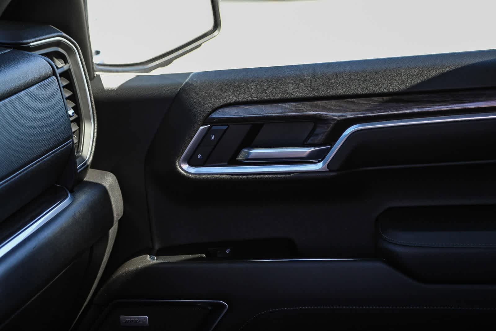 Thumbnail: 2022 Chevrolet Silverado 1500 - 21