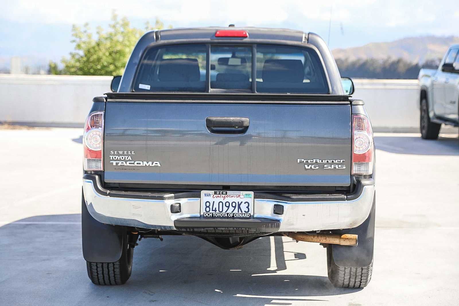 Thumbnail: 2011 Toyota Tacoma - 6