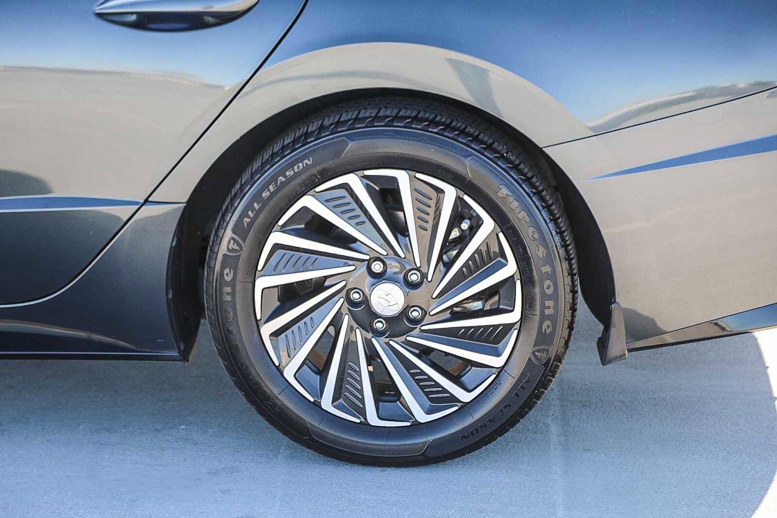 Thumbnail: 2021 Hyundai Sonata - 11