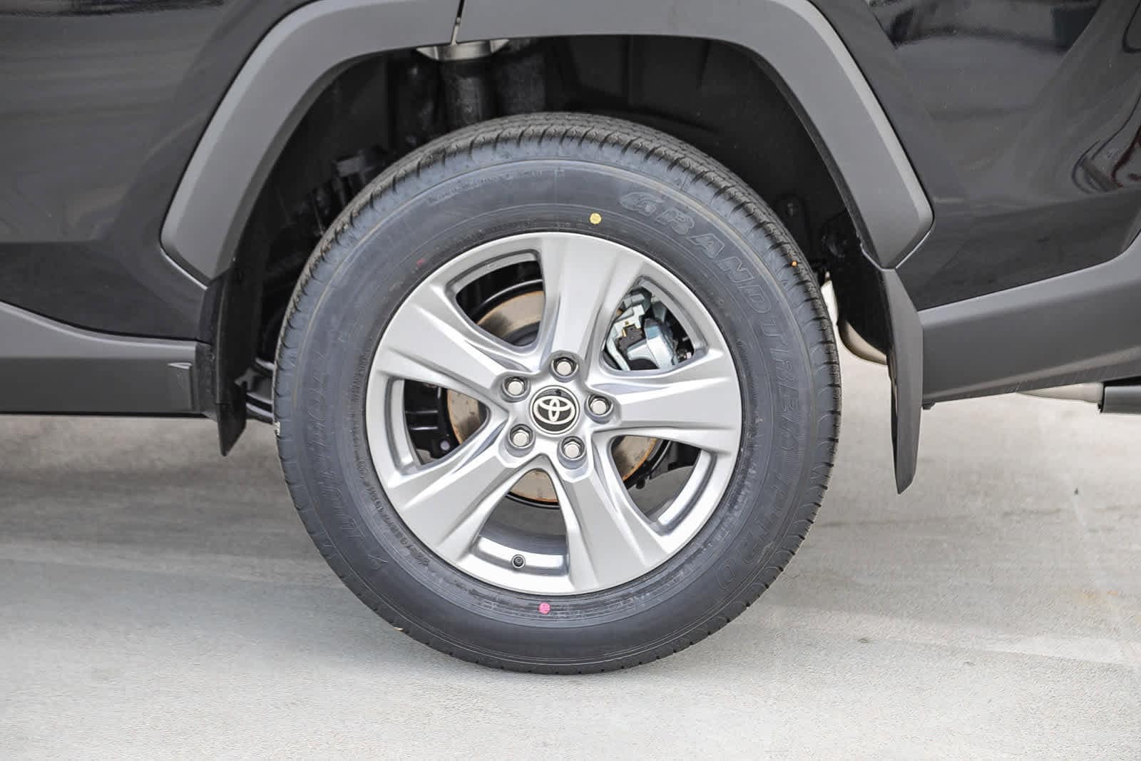 Thumbnail: 2025 Toyota RAV4 - 11