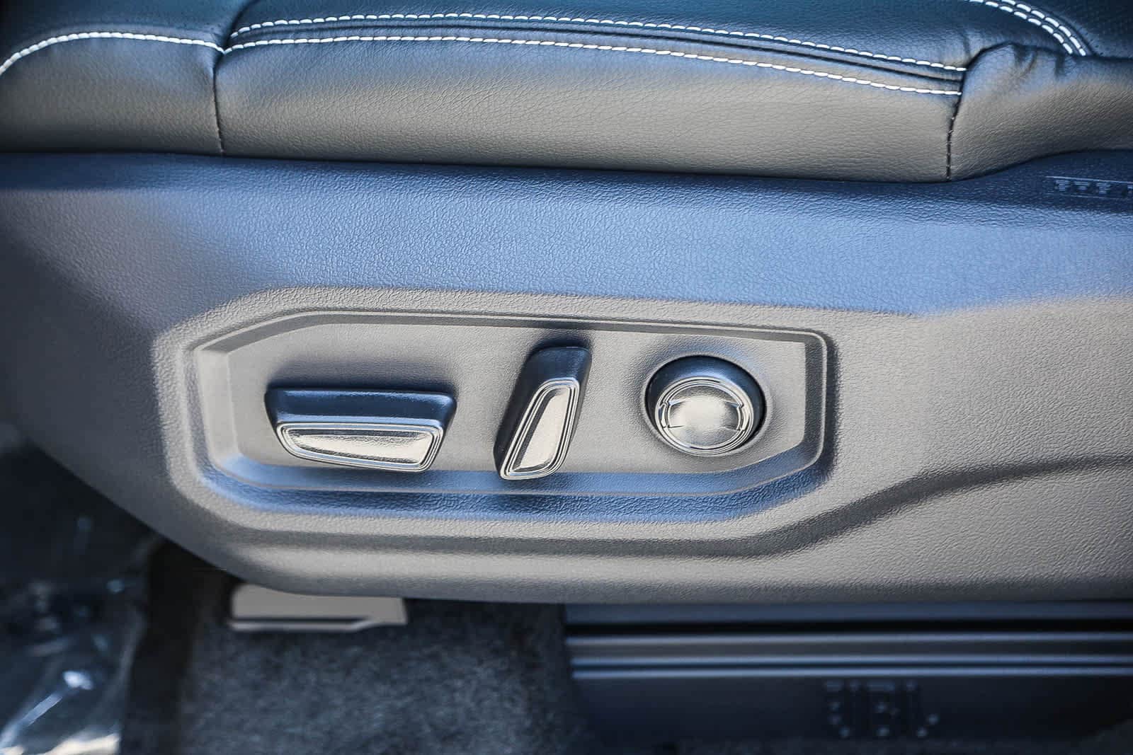 Thumbnail: 2026 Toyota Tundra - 21