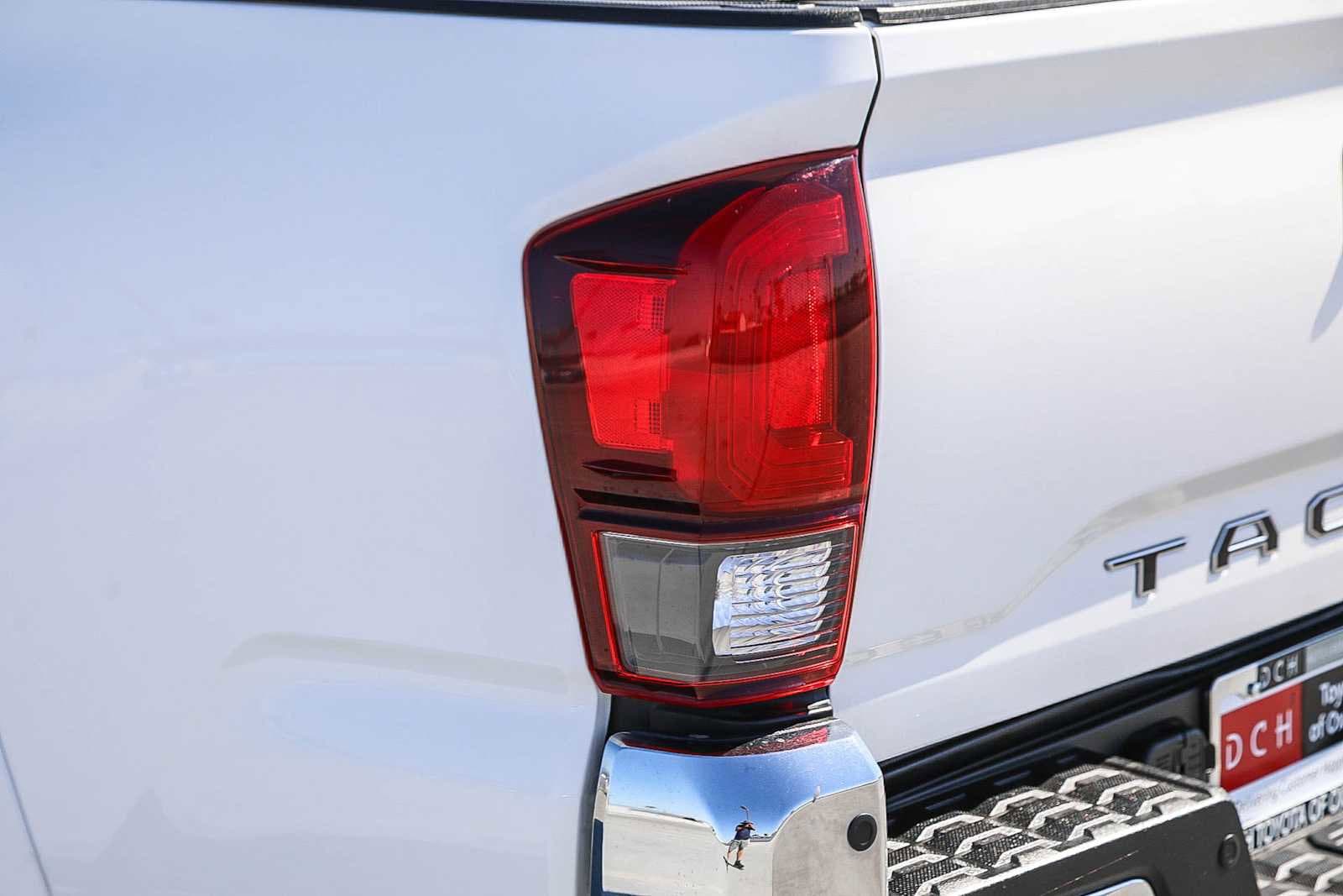 2021 Toyota Tacoma SR5 - Photo 10